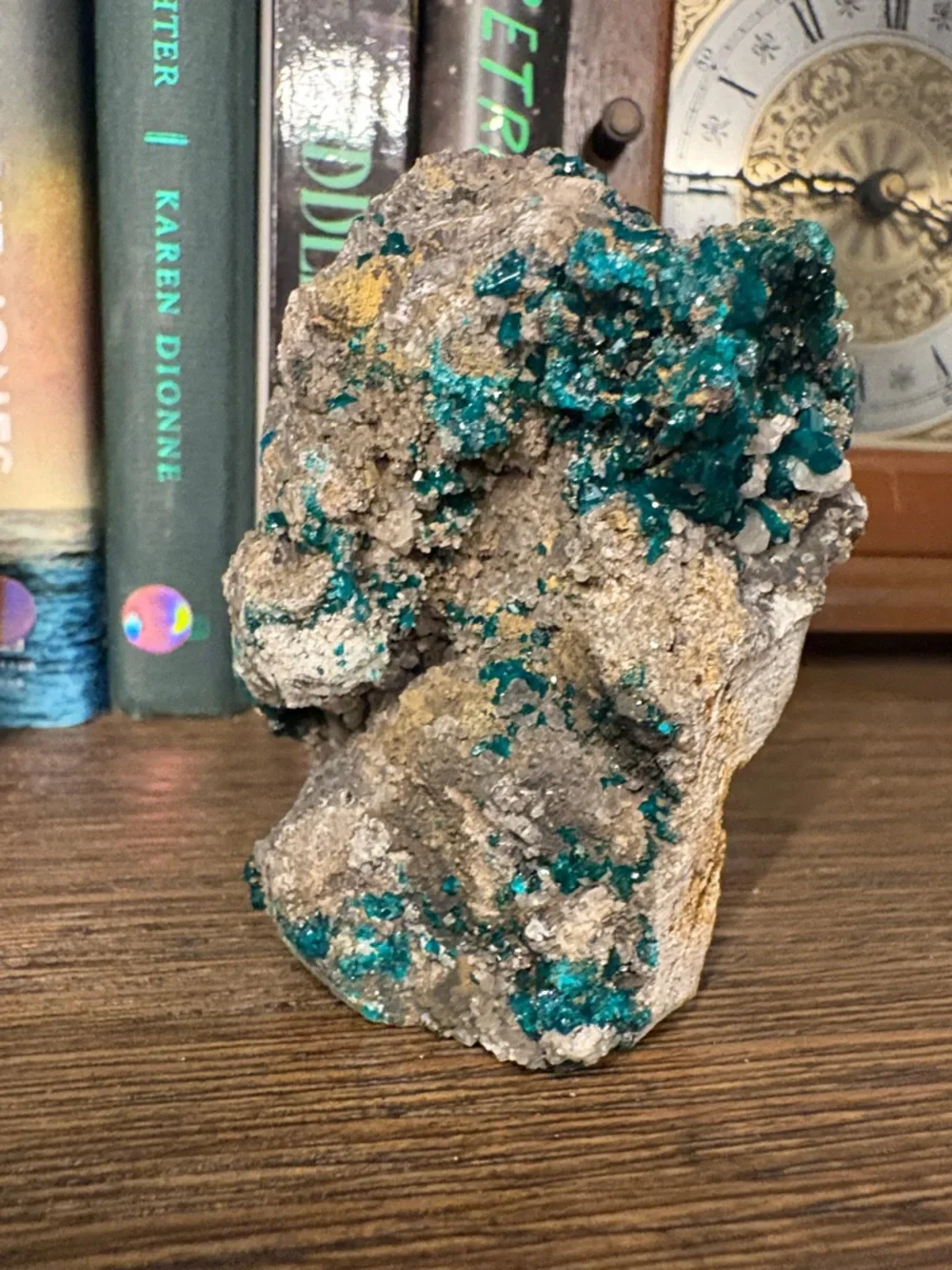 Large Dioptase on Matrix - Picture 5 of 5